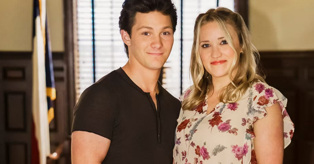 Premier mariage de Georgie et Mandy : Emily Osment partage la première photo du tournage